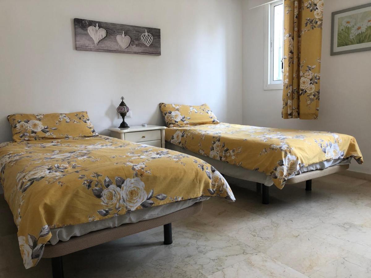 Hébergement de vacances Benavista - 2 Bed Town House With Pool